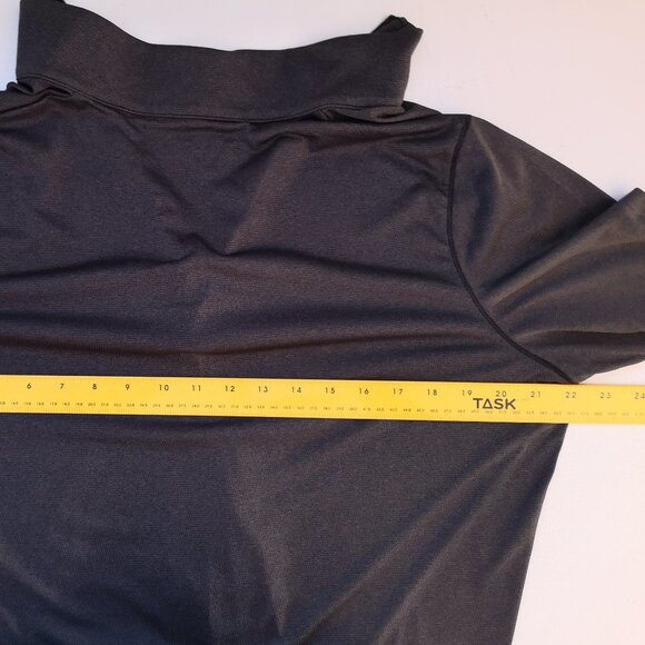 Under Armour Ladies Heat Gear 1/4 Zip Active Pullover - Picture 6 of 6